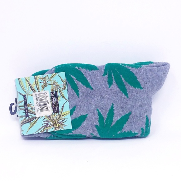 💜3/$25💜 Leaf Socks Gray Grey Green - Picture 4 of 5